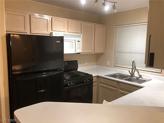 4th image of 4404 W Lake Mead Blvd Unit 202