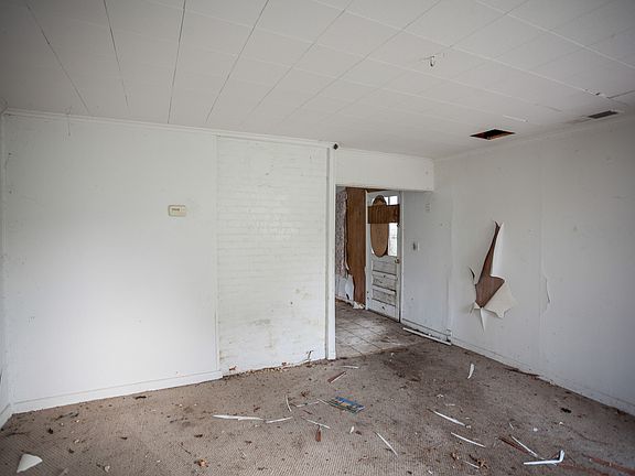 5th image of 424 N 22nd St