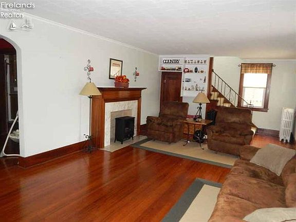 5th image of 411 W Kemmerling St