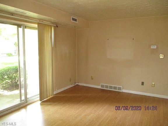 2nd image of 16405 Heather Ln APT 103