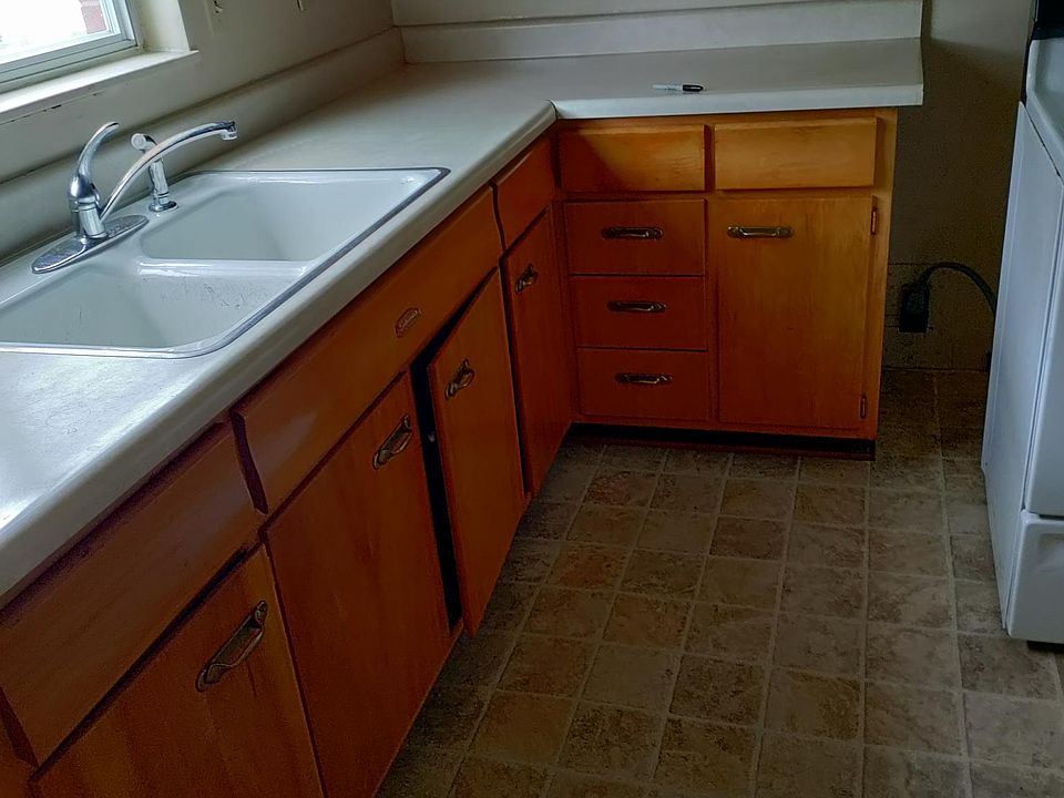 1st image of 6640 Maywood Ave