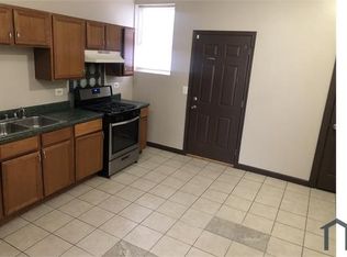 4214 S Michigan Ave #3, Chicago, IL 60653