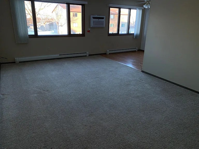 5001 W 45th St #5 — Photo 6