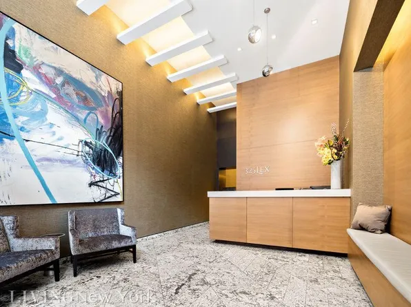 325 Lexington Avenue image 5 of 8