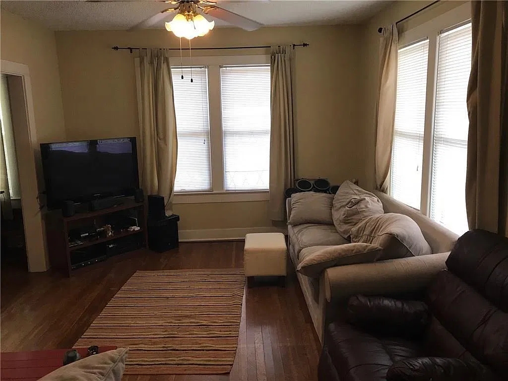 2 bed, 1.0 bath, 1007 sqft, $2,800 — Photo 4