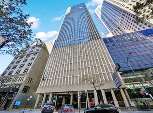 100 E Walton St APT 17C, Chicago, IL 60611