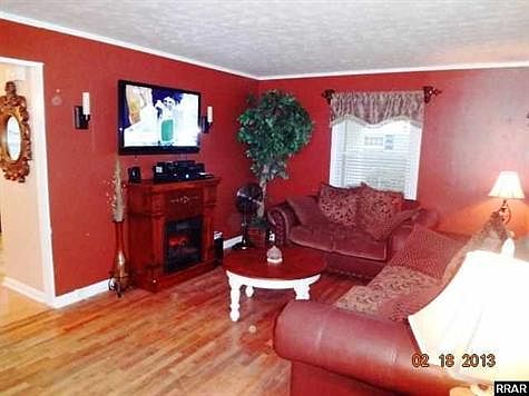 Electric fireplace will not stay.