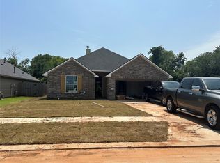 3337 Grand Lake Dr, Bossier City, LA 71111