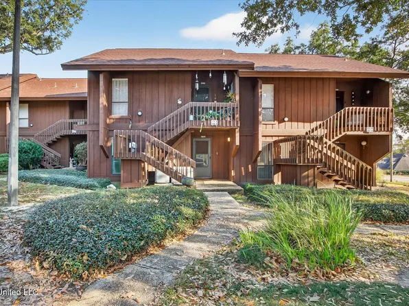 126 Molokai Vlg #G, Diamondhead, MS 39525