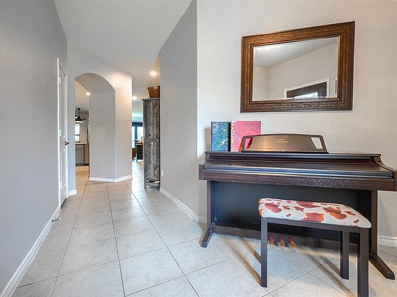 4th image of 5604 Durst Ln