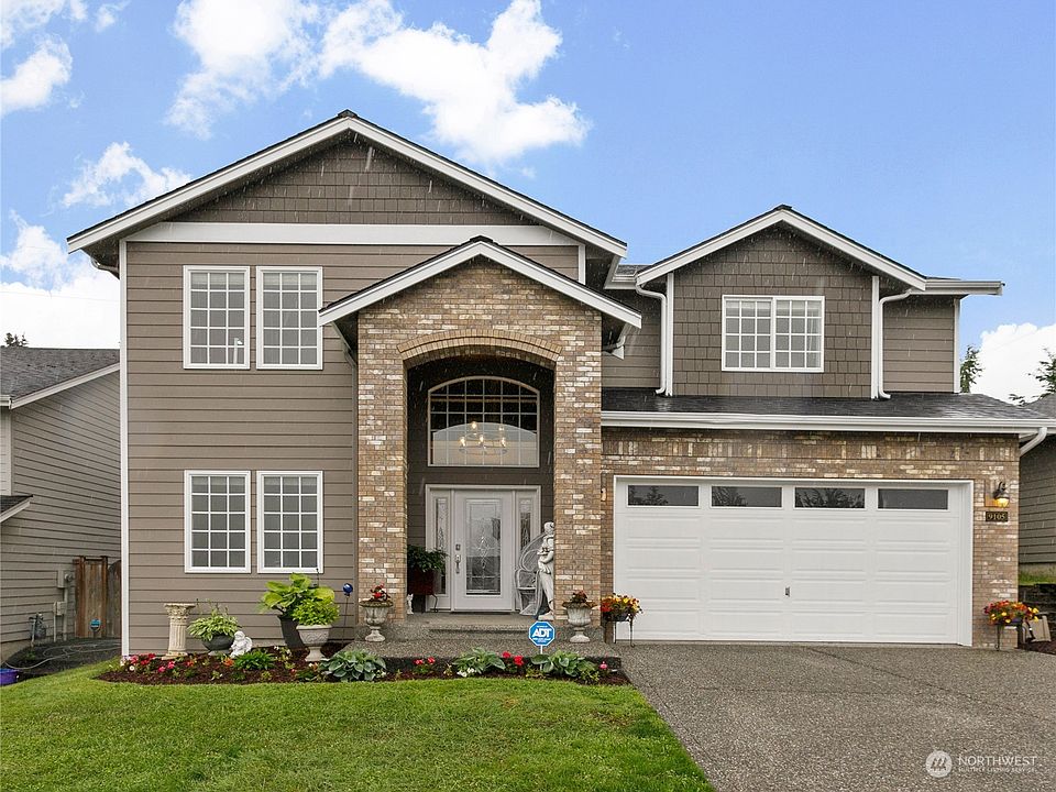 1st image of 9105 76th Avenue NE
