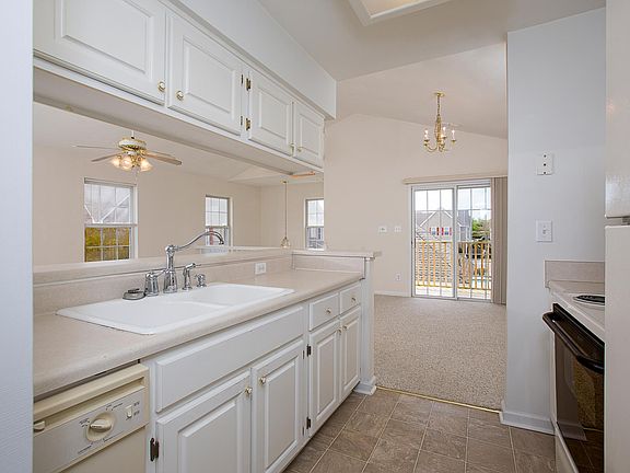 VERY CLEAN KITCHEN WITH ATTACHED LAUNDRY ROOM! UNIT COMES AL