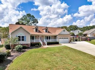 136 Amberwood Dr, Anderson, SC 29621