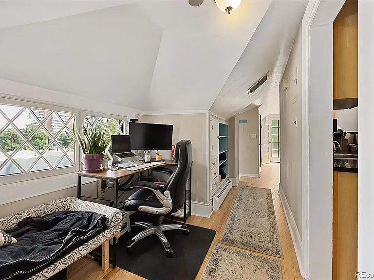 1130 N Lafayette St #5 — Photo 16