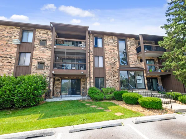 7523 175th St APT 731, Tinley Park, IL 60477