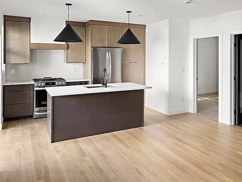 1 bed, 1.0 bath, 581 sqft, $1,790 — Photo 2