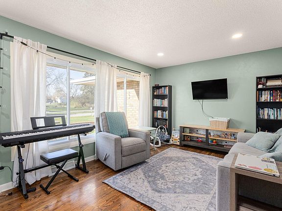 4th image of 23729 River Manor Blvd