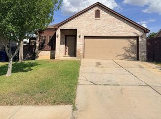 819 George Read Dr, Laredo, TX 78046