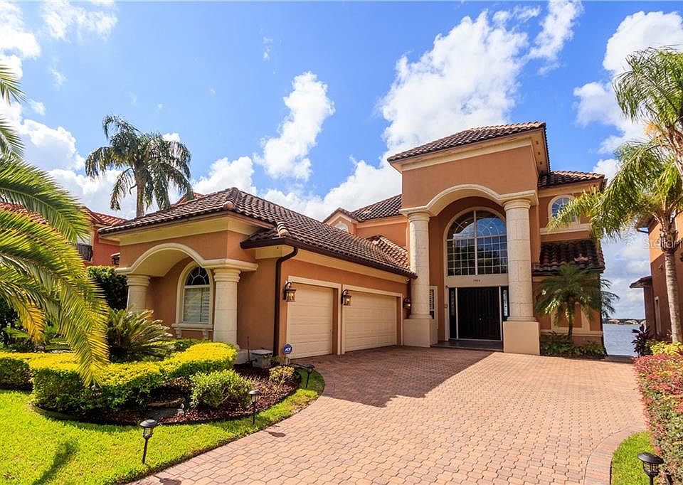 1st image of 7922 Versilia Dr