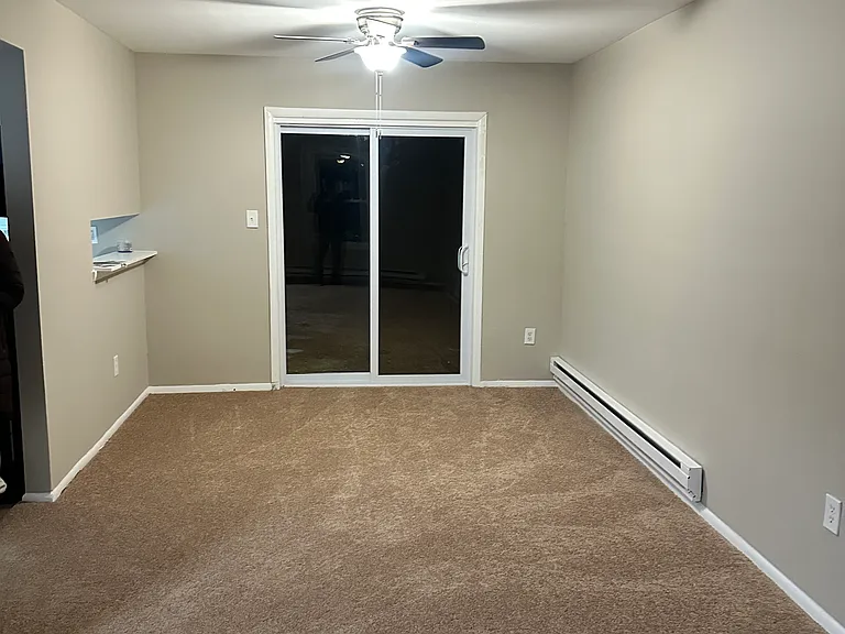 574 W Loch Lomond Dr — Photo 6