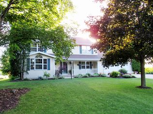 W4842 Bridle Rd, SHERWOOD, WI 54169