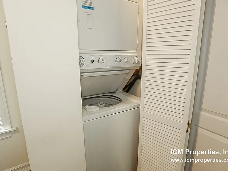 3758 N Sheffield Ave #1 — Photo 4