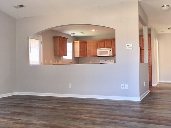 2nd image of 15543 Trailside Ln Unit A
