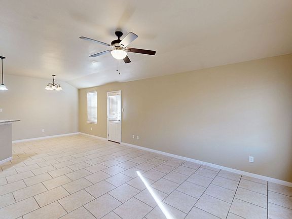 5th image of 1302 Vanguard Ln #B