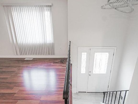 4th image of 8805 Jolly Dr