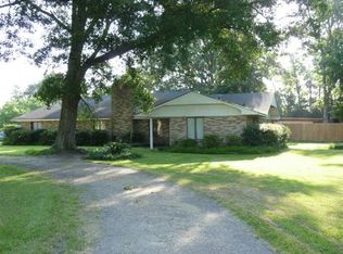 30544 Walker North Rd, Walker, LA 70785