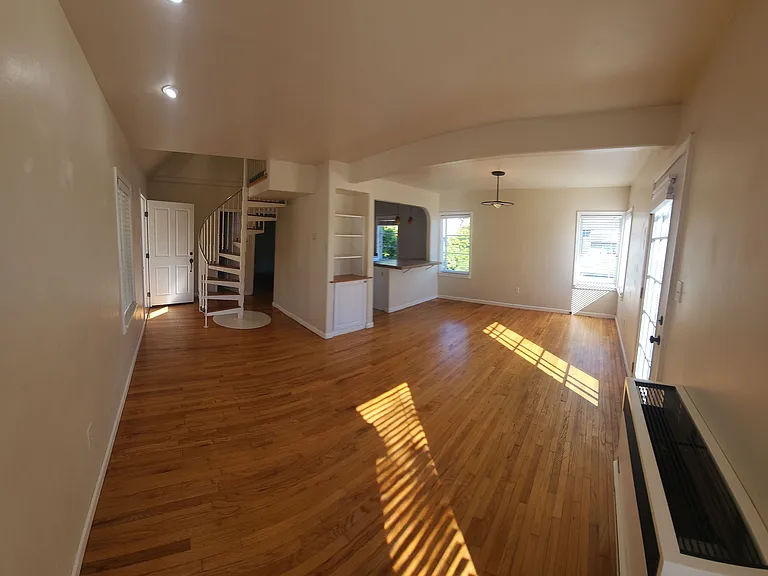 1828 Fixlini St #B — Photo 8
