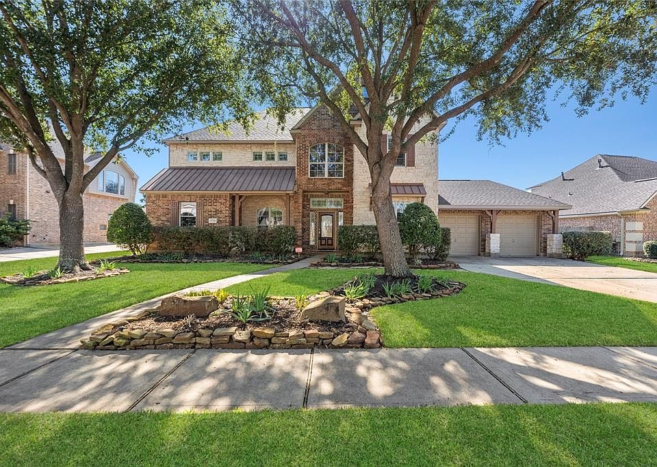 1st image of 17714 W Copper Lakes Drive