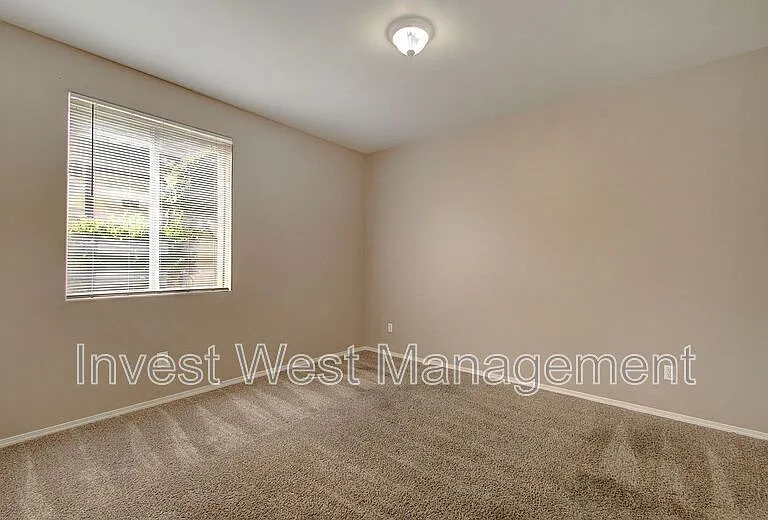 5264 NE 121st Ave #30 — Photo 8