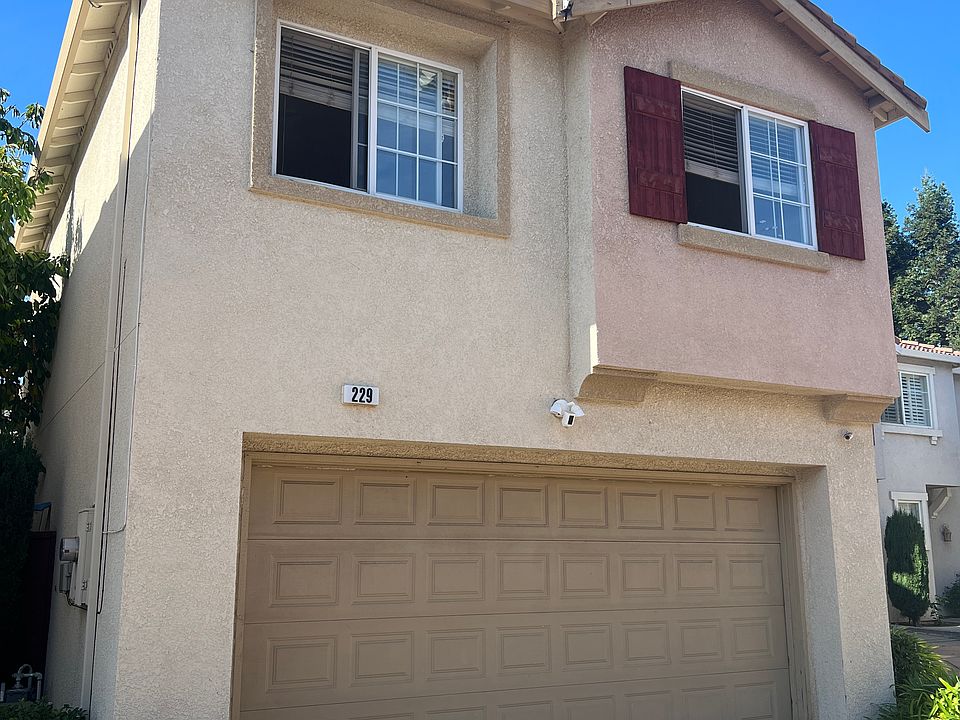 1st image of 229 Accolade Dr