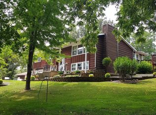 22632 340th St, Forest City, IA 50436