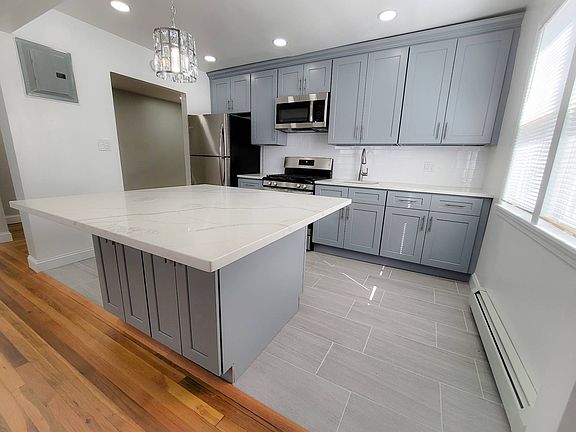 3rd image of 6329 75th St Floor 2