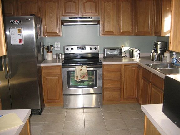 5th image of 1120 9th Ave S