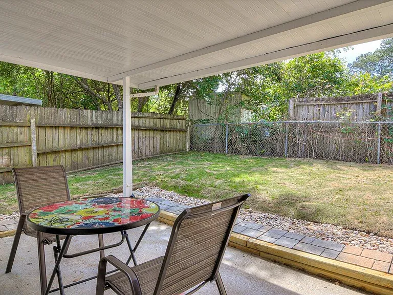 23 Londonberry Ln — Photo 39