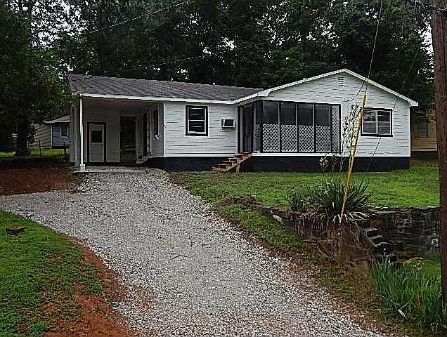 1st image of 16 W Ozark Trl