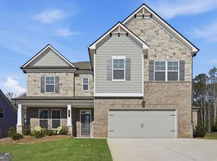 22 Winding Rose Dr, Hoschton, GA 30548