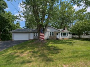 513 Newton St, South Hadley, MA 01075