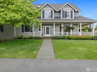 2111 215th Ave E, Lake Tapps, WA 98391