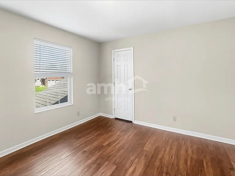 10529 Williamswoods Dr — Photo 13