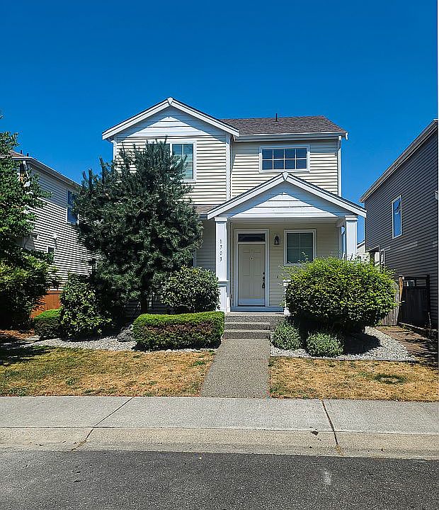 1st image of 1703 182nd St E