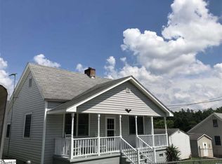 9 Stewart St, Pelzer, SC 29669