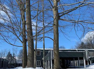8 Timber Ln UNIT 1, South Burlington, VT 05403