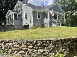31 Columbia St, Southbridge, MA 01550
