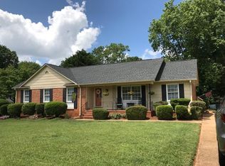 5306 Bennington Dr, Greensboro, NC 27410