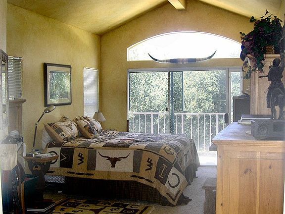 Mater Bedroom - Notice the VIEW!