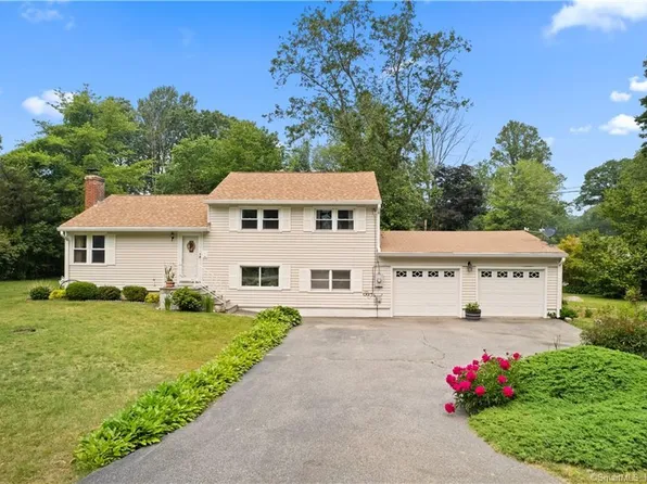 15 Norman Drive, Ledyard, CT 06335